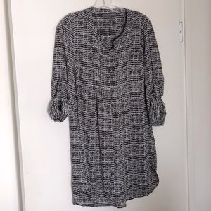 A Pea in the Pod black + white print tunic Size XS